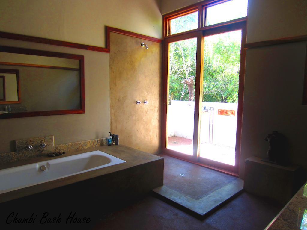 Chumbi Bush House Villa Hluhluwe Rum bild